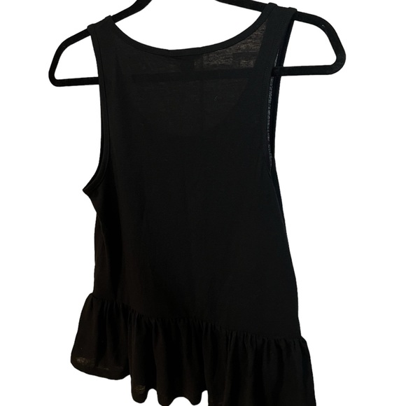 A Streetwear Society black top in size medium - Picture 6 of 6